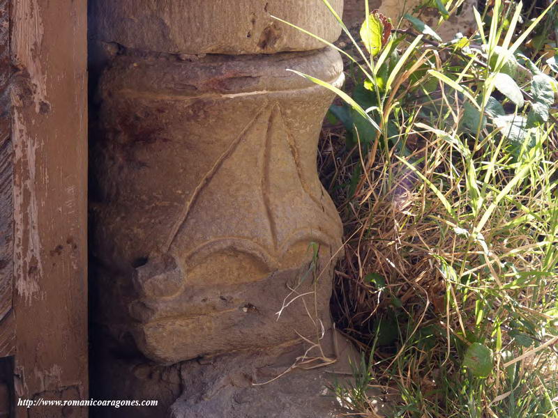 DETALLE DE LA BASA INTERIOR DEL LADO ESTE